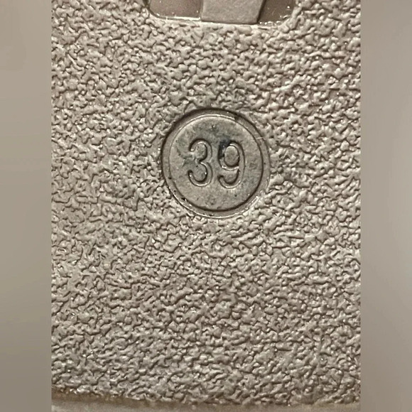 REVERE BLACK BOOTIES WOMENS SIZE 39 EQUIVALENT TO US SIZE 8 NEW - Picture 9 of 12